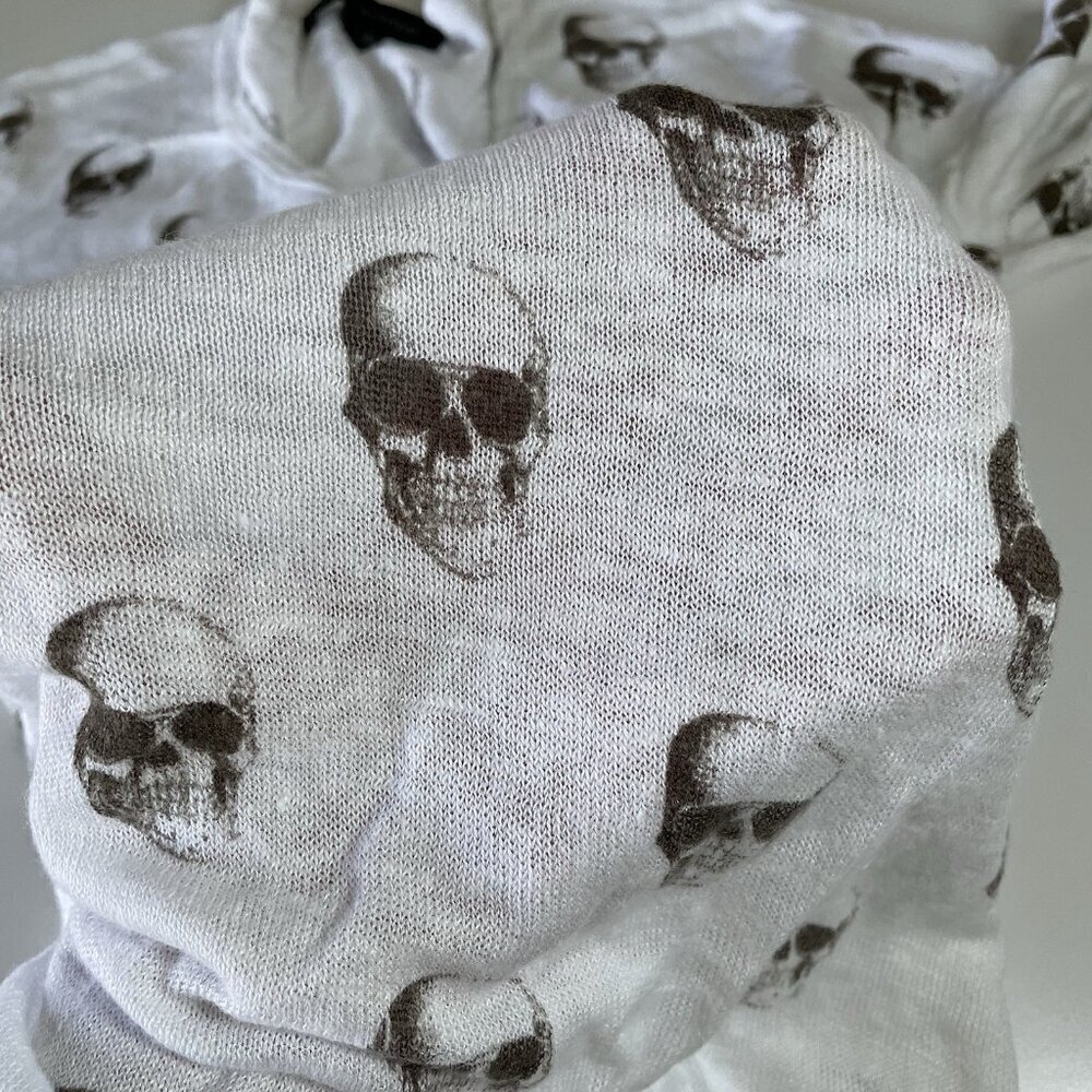 SKULL CASHMERE 100% Linen Skull Print Sweater Top Long Sleeve Lightweight XS - Picture 8 of 9